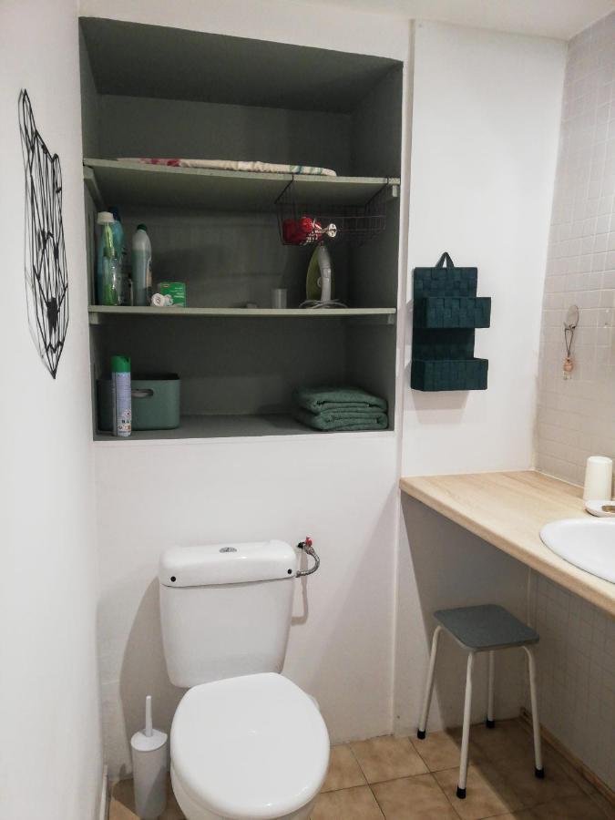 Charmant Appartement En Centre-Ville Medieval Gigean 外观 照片