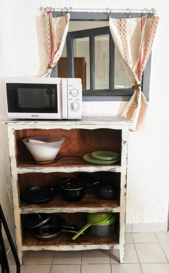 Charmant Appartement En Centre-Ville Medieval Gigean 外观 照片